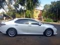 Toyota Camry 2019 года за 13 500 000 тг. в Алматы – фото 19