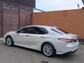 Toyota Camry 2019 года за 13 500 000 тг. в Алматы – фото 33