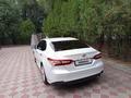 Toyota Camry 2019 года за 13 500 000 тг. в Алматы – фото 41