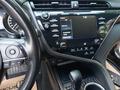 Toyota Camry 2019 года за 13 500 000 тг. в Алматы – фото 43