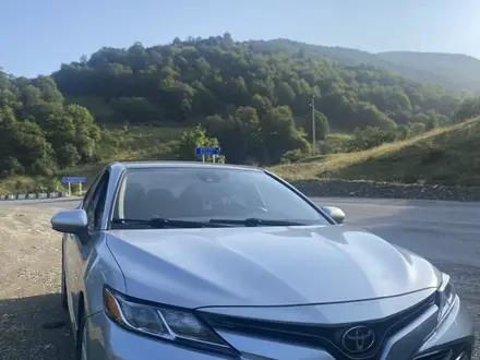 Toyota Camry 2019 года за 6 900 000 тг. в Атырау