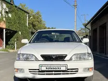 Toyota Vista, 1998
