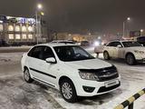 ВАЗ (Lada) Granta 2190 2015 года за 3 000 000 тг. в Астана