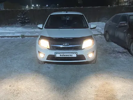 ВАЗ (Lada) Granta 2190 2015 года за 3 000 000 тг. в Астана – фото 3