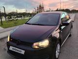Volkswagen Polo 2013 года за 3 770 000 тг. в Актобе – фото 5