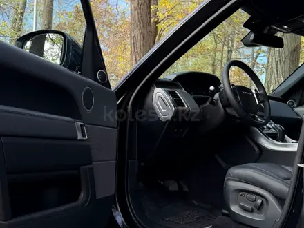 Land Rover Range Rover Sport 2015 года за 16 500 000 тг. в Алматы – фото 11