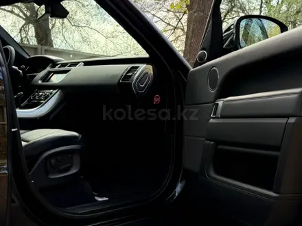 Land Rover Range Rover Sport 2015 года за 16 500 000 тг. в Алматы – фото 22