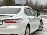 Toyota Camry 2018 годаүшін12 900 000 тг. в Уральск – фото 3