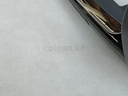 Губа на передний бампер накладка с хромом за 45 000 тг. в Алматы – фото 4