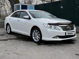 Toyota Camry 2014 года за 10 500 000 тг. в Алматы – фото 2