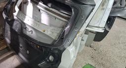 Авторазбор Багажник капот Hyundai KIA Genesis за 11 000 тг. в Алматы – фото 4