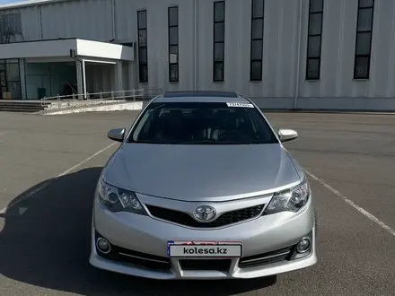 Toyota Camry 2013 года за 4 000 000 тг. в Актобе