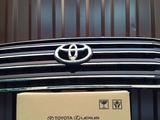 Решетка радиатора Toyota LC 200үшін500 000 тг. в Алматы – фото 4