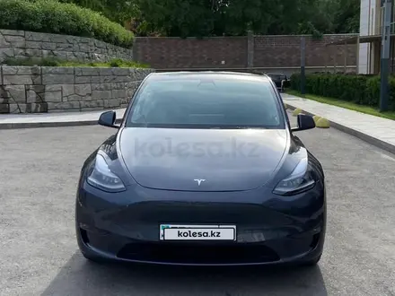 Tesla Model Y 2022 года за 26 000 000 тг. в Алматы – фото 2