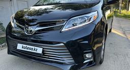 Toyota Sienna 2013 года за 11 900 000 тг. в Алматы