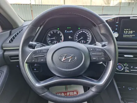 Hyundai Sonata 2022 года за 11 299 000 тг. в Алматы – фото 28