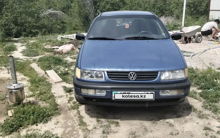 Volkswagen Passat 1996 годаүшін1 500 000 тг. в Алматы