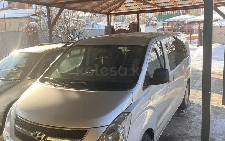 Hyundai Starex 2010 года за 7 500 000 тг. в Есик