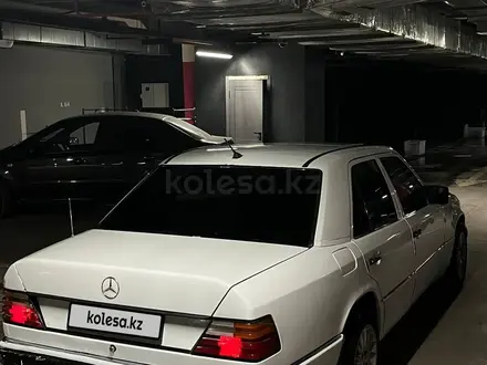 Mercedes-Benz E 230 1990 года за 1 200 000 тг. в Алматы – фото 10