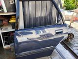 Задняя левая дверь за 10 000 тг. в Алматы