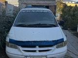 Dodge Caravan 1996 года за 1 100 000 тг. в Атырау – фото 3