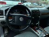 Volkswagen Touareg 2008 года за 7 900 000 тг. в Астана – фото 2