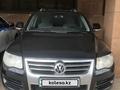 Volkswagen Touareg 2008 года за 7 900 000 тг. в Астана – фото 8