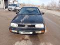 Volkswagen Golf 1994 года за 650 000 тг. в Жанатас – фото 2