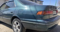 Toyota Camry 1998 года за 3 500 000 тг. в Усть-Каменогорск – фото 4