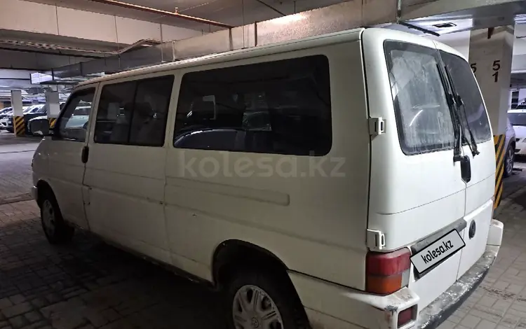 Volkswagen Caravelle 1992 года за 3 400 000 тг. в Астана