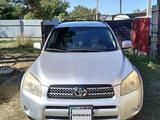 Toyota RAV4 2006 года за 6 000 000 тг. в Уральск