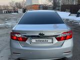 Toyota Camry 2012 годаfor8 600 000 тг. в Шымкент – фото 5