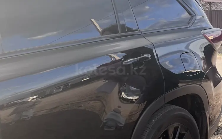 Toyota Highlander 2014 года за 16 000 000 тг. в Уральск