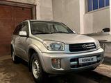 Toyota RAV4 2001 года за 5 500 000 тг. в Караганда