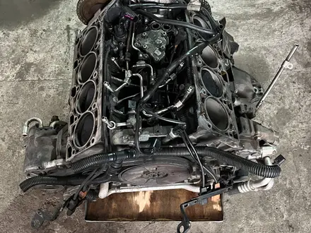 Двигатель Audi BAR Q7 4.2 FSI за 700 000 тг. в Алматы – фото 2