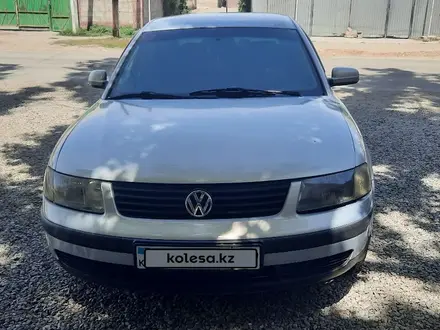Volkswagen Passat 1997 года за 1 700 000 тг. в Жаркент – фото 3