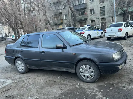 Volkswagen Vento 1993 года за 1 300 000 тг. в Астана – фото 3