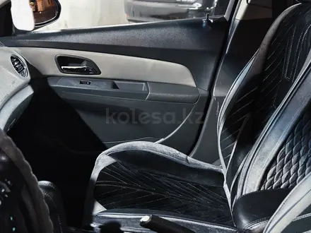 Chevrolet Cruze 2013 года за 4 200 000 тг. в Алматы – фото 18