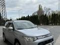 Mitsubishi Outlander 2013 годаүшін7 700 000 тг. в Караганда – фото 2