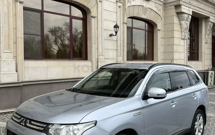 Mitsubishi Outlander 2013 годаүшін7 700 000 тг. в Караганда