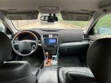 Toyota Camry 2006 года за 3 990 000 тг. в Уральск – фото 4