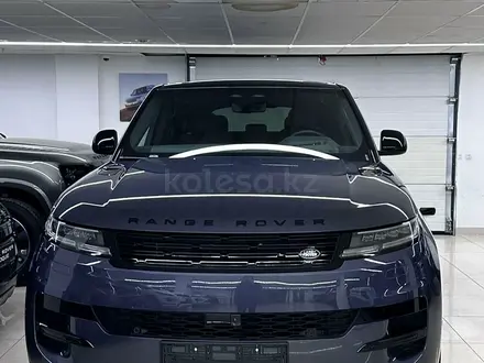 Land Rover Range Rover Sport 2023 года за 80 000 000 тг. в Алматы – фото 4