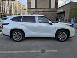 Toyota Highlander 2022 года за 36 500 000 тг. в Астана – фото 4
