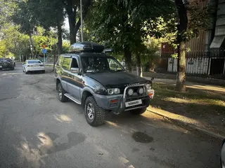 Nissan Mistral