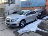 Chevrolet Cruze 2015 года за 2 000 000 тг. в Алматы – фото 2