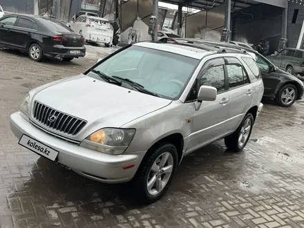 Lexus RX 300 2001 года за 5 950 000 тг. в Алматы – фото 2