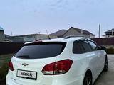 Chevrolet Cruze 2013 года за 3 500 000 тг. в Атырау – фото 3