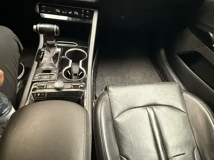 Kia K5 2021 года за 10 900 000 тг. в Алматы – фото 6