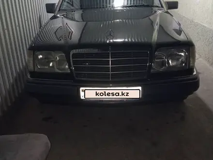 Mercedes-Benz E 200 1992 года за 2 150 000 тг. в Аксукент – фото 12