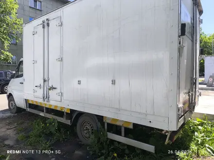 Mercedes-Benz Sprinter 1996 года за 5 500 000 тг. в Алматы – фото 3